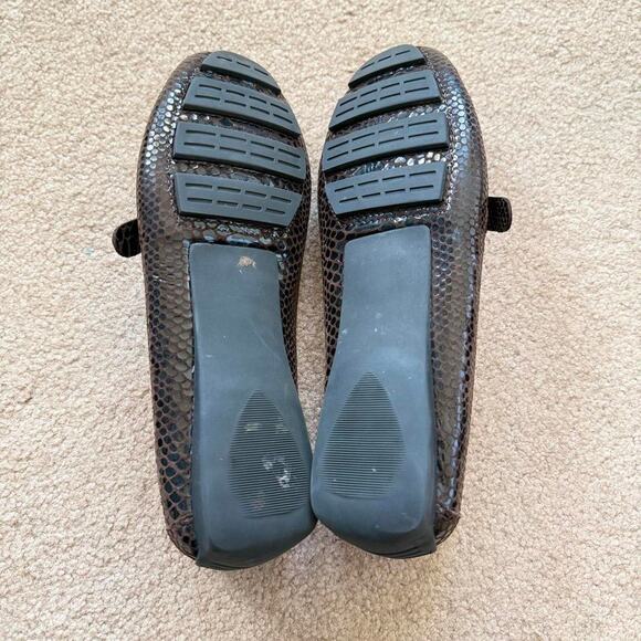 Vaneli Brown Snakeskin Embossed Leather Moccasin Driving Loafers Buckle Size 9 - Picture 6 of 6